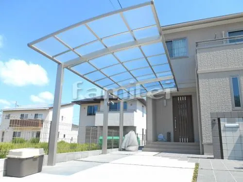 木津川市 外構工事 新築シンプルモダン オープン外構 玄関まわり アプローチ 門柱 表札 ポスト 照明 目隠し塀