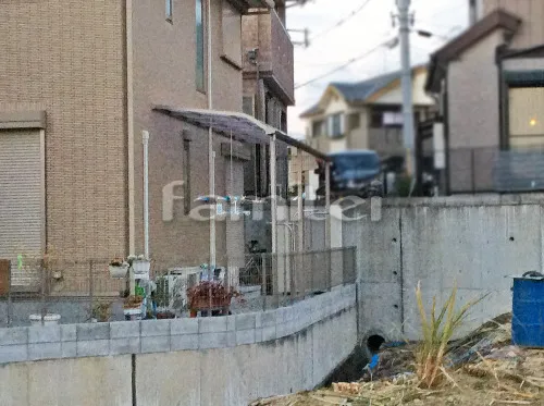 堺市中区 エクステリア工事 雨除け屋根 レギュラーテラス屋根 1階用 R型アール屋根 物干し