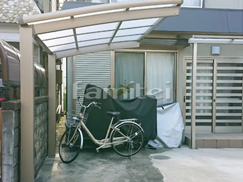 大和郡山市 エクステリア工事 自転車バイク屋根 LIXILリクシル ネスカR 駐輪場屋根 サイクルポート R型アール屋根　雨除け屋根 YKKAP ソラリアテラス屋根 1階用 F型フラット屋根