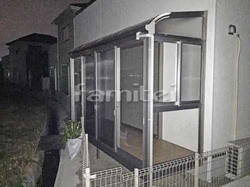 木津川市 エクステリア工事 カーポート YKKAP レイナポートグラン 1台用(単棟) R型アール屋根 雨除け屋根 YKKAP ソラリアテラス屋根 1階用 R型アール屋根 ガーデンルーム YKKAP ソラリア サンルーム R型アール屋根 網戸(正面 側面)