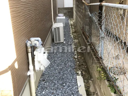 枚方市 リフォーム部分工事 木製調目隠しフェンス塀 カーポート YKKAP レイナポートグラン 1台 犬走り 防犯砂利敷き