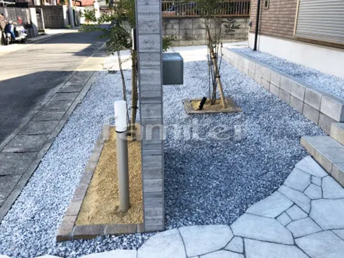 草津市 新築シンプル オープン外構 門柱 カーポート テラス屋根 生垣