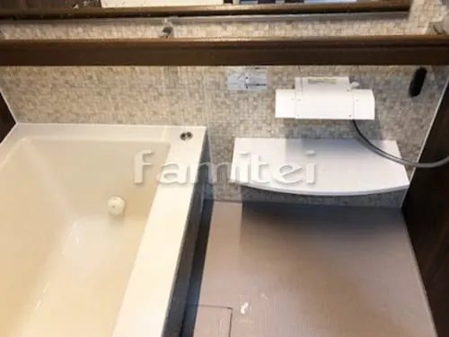 寝屋川市 水まわり工事 ユニットバス Panasonicパナソニック リフォムス TOTO サクア LED3面鏡