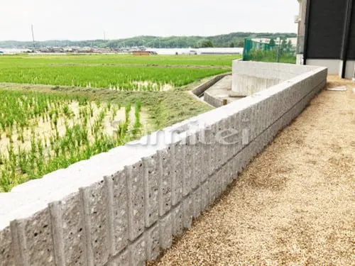 精華町 新築ベーシック オープン外構 機能門柱 ピンコロ石アプローチ カーポート 