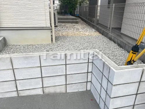 王寺町 お庭のリフォーム 土間コンクート CBブロック積み 植栽撤去 犬走り 防犯砂利敷き バラス砕石 防草シート加工
