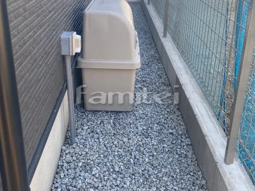 田原本町 新築ベーシック オープン外構 機能門柱 郵便受けポスト 玄関前アプローチ 目地 バラス砕石 カーポート 屋根材 本体色 駐車場ガレージ床 目地 バラス砕石 タイルデッキ 雨除け屋根 物干し 立水栓 見切り材 マサ土 目隠しフェンス塀 シンボルツリー 境界フェンス塀 メッシュフェンス 化粧ブロック CBブロック バラス砕石 防草シート加工