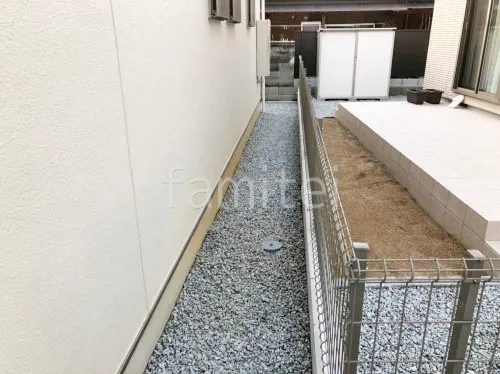 岸和田市 新築シンプル セミクローズ外構