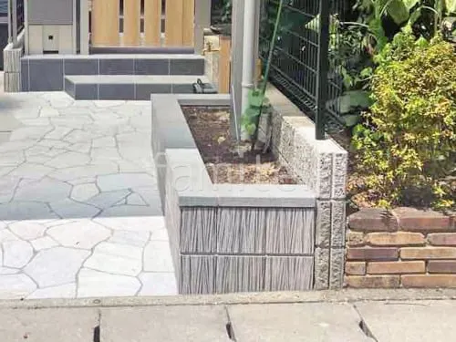 城陽市 新築ベーシック セミクローズ外構