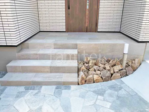 川西市 新築シンプル クローズ外構
