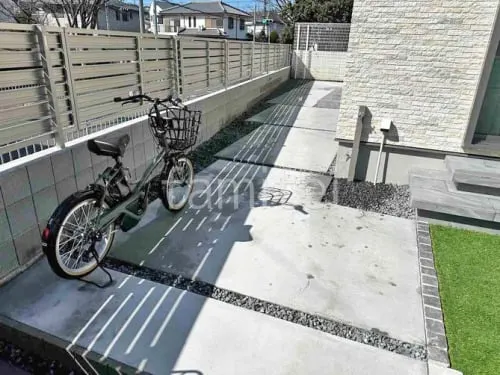 堺市 新築シンプル セミクローズ外構