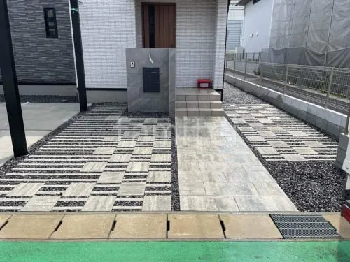 草津市 新築シンプル オープン外構