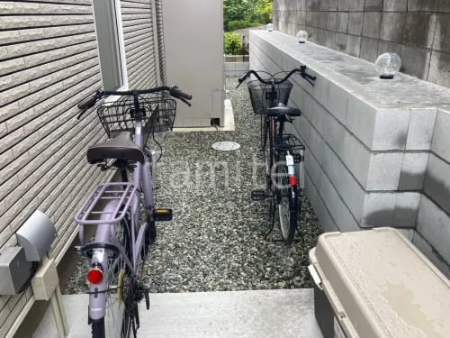 豊能町 新築シンプル セミクローズ外構