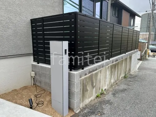 宝塚市 新築シンプル セミクローズ外構