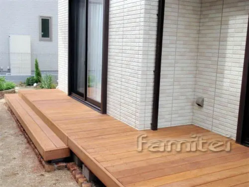 リフォーム庭　木製ウッドデッキ　ウリン材
