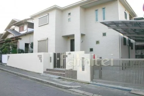 熊取町 クローズ外構 坂道 ガラスブロック