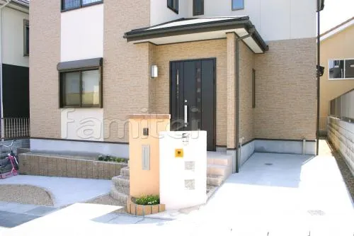 オープン・洋風外構　門灯：マリンライト