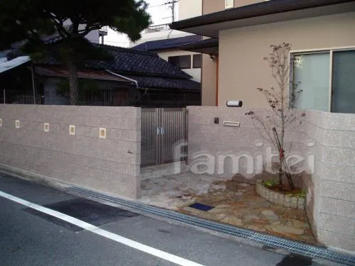 貝塚市で化粧ブロック塀のクローズ外構