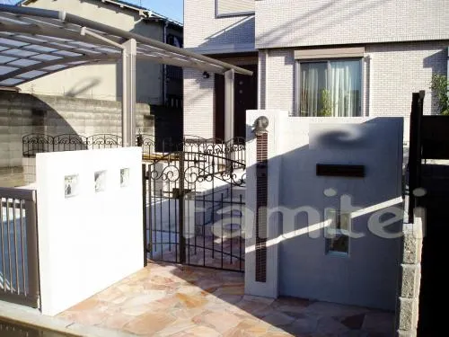 堺市のシンプルクローズ外構