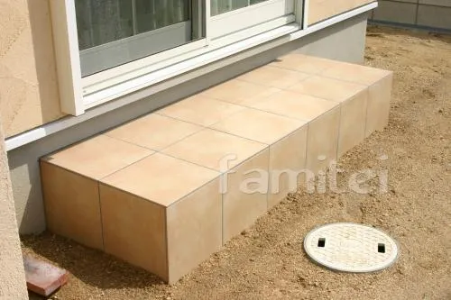 宝塚市のオープン南欧風外構