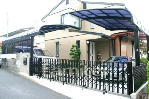 堺市のリフォーム外構　伸縮門扉　カーポート 
