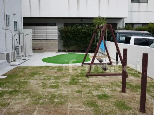 和歌山市の庭工事　人工芝 ゴルフパット練習場　ガーデンテラス　タイルデッキ
