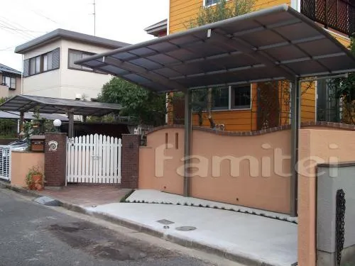 枚方市のリフォーム外構　車庫増設工事　南欧風　土間コンクリート　草目地