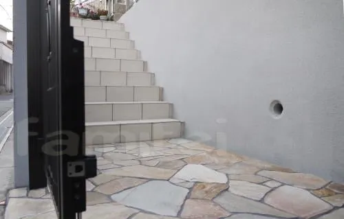 豊中市　門まわり リフォーム　ガラスブロック門柱　鋳物門扉TOEX