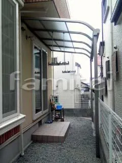 香芝市　レギュラーテラス屋根１階 洗濯竿掛け
