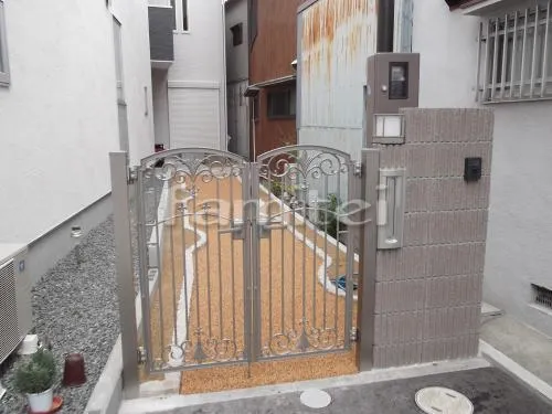 池田市　化粧ブロック門柱　テラス屋根　ベランダ屋根