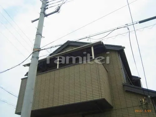 宝塚市 ベランダ屋根 レギュラーテラス屋根2階 物干し