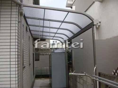橿原市 テラス屋根 レギュラーテラス1階 竿掛け