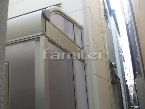 大阪市 ＹＫＫヴェクター（ベクター）テラス屋根１階 目隠しパネル 隙間隠し タイルデッキ テラス屋根 目隠しパネル