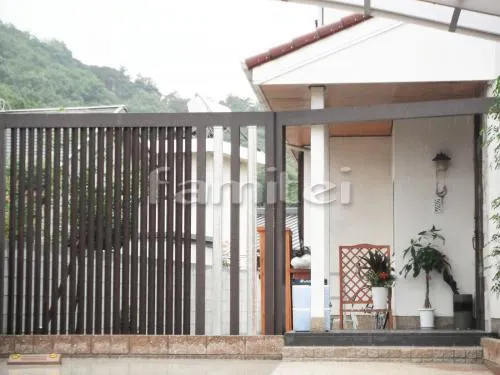 泉南市 アプローチ樹脂洗い出し 目隠しウォール塀 LIXILプラスＧ ガラス棒ＺＥＲＯインゴット