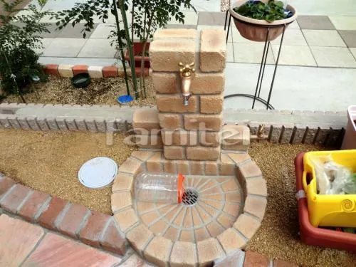 豊中市　新築オープン外構 洋風　南欧風門柱　アプローチ　立水栓 