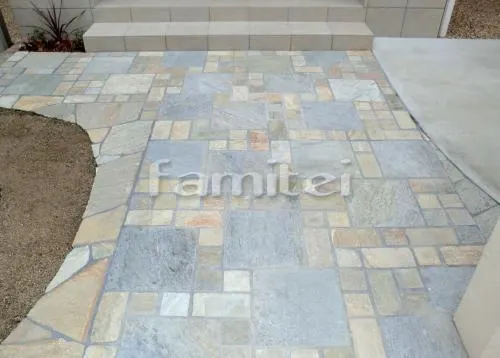 豊中市 新築クローズ外構 ブルーム門扉14型 車庫ワイドシャッターCタイプ コンビ  LIXIL