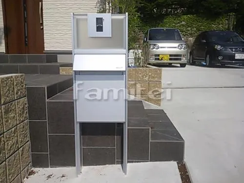 京都市 新築オープン外構 機能門柱 スリムモダン 三協　アプローチ階段 床タイル