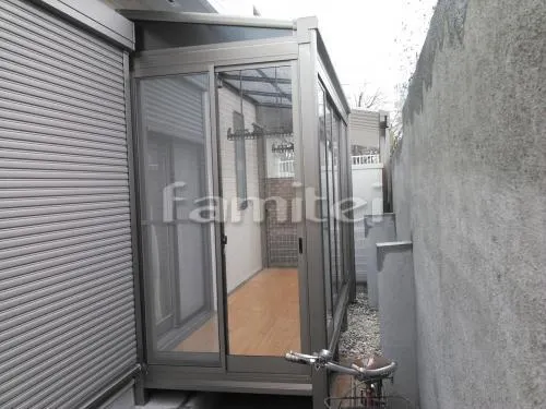 尼崎市 エクステリア工事 ガーデンルーム フラットサンルーム Ｆ型フラット屋根 竿掛け 網戸