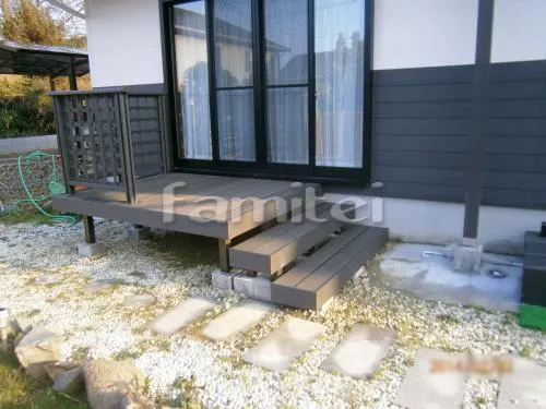 貝塚市 エクステリア工事 ウッドデッキ LIXILリクシル 樹ら楽(きらら)ステージ デッキフェンス 階段ステップ2段 洗濯干し屋根 レギュラーテラス屋根 1階用 Ｒ型アール屋根 物干し カーポート YKKAP レイナポートグラン 横2台用(ワイド ツイン) Ｒ型アール屋根