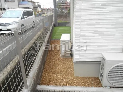 桜井市 外構工事 玄関まわり アプローチ 門柱 照明 表札 ポスト 花壇 ガレージまわり 駐車場屋根 土間コンクリート 人工芝 境界フェンス塀 犬走り 防犯砂利敷き