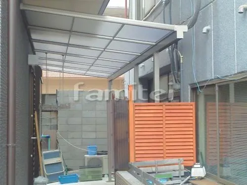京都市南区 エクステリア工事 雨除け屋根 フラットテラス屋根 1階用 F型 物干し モルタル補修