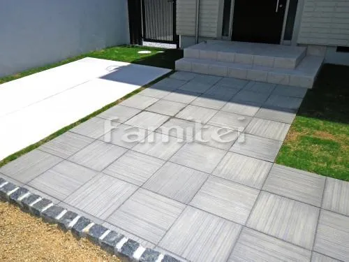 貝塚市 外構工事 玄関まわり 花壇 門柱 照明 ポスト アプローチ 境界フェンス塀 駐車場ガレージ床 土間コンクリート 芝目地 高麗芝 溝蓋 お庭入口門扉 勝手口門扉