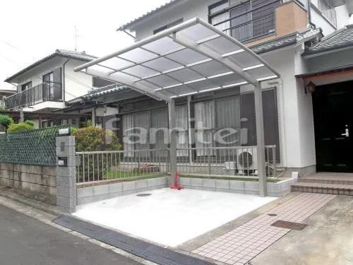 河内長野市 リフォーム外構工事 化粧ブロック門柱 ユニソン シャモティ 郵便受けポスト Panasonic サインポストGSA型 カーポート レイナポートグラン 1台用(単棟) R型アール屋根 駐車場ガレージ床 土間コンクリート 境界フェンス塀 ハイサモア コンクリートブロック