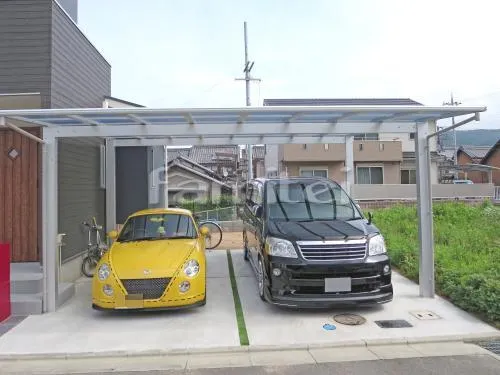 桜井市 外構工事 玄関まわり アプローチ 門柱 ポスト ガレージまわり 駐車場屋根 土間コンクリート 塀まわり 塗り壁 木製調フェンス 採光目隠しフェンス シンボルツリー 境界フェンス塀 犬走り 防犯砂利敷き 山砂味 防草シート加工 