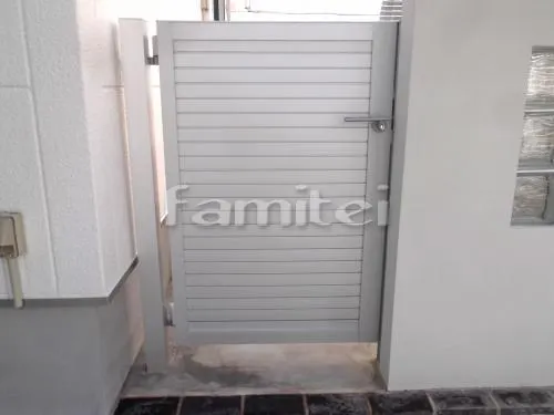 阪南市 リフォーム庭園工事 目隠し塀 勝手口門扉 ガーデンルーム タイルデッキ 目隠しフェンス塀 カーポート