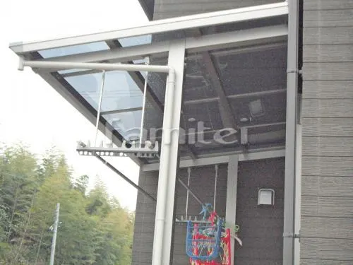 和歌山市 外構工事 新築モダン オープン外構 玄関まわり アプローチ 門柱 ポスト 土間コンクリート カーポート お庭まわり 洗濯干し屋根 タイルデッキ 角柱