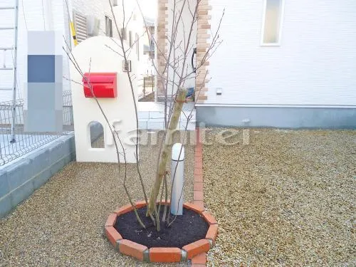 守山市 外構工事 新築ナチュラル オープン外構 玄関まわり アプローチ 植栽 照明 門柱 ポスト カーポート 土間コンクリート 洗濯干し屋根