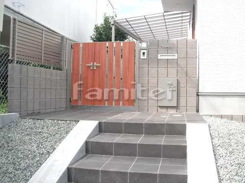 豊中市 外構工事 新築ベーシック セミクローズ外構 玄関まわり アプローチ 門柱 照明 ポスト 宅配ボックス 門扉 フェンス 雨除け屋根