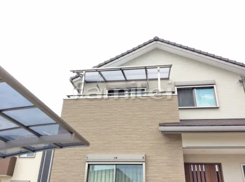 岩出市 エクステリア工事 ベランダ屋根 LIXILリクシル スピーネ 2階用 R型アール屋根 物干し