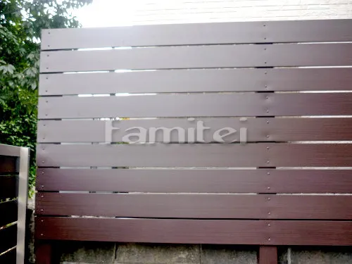 茨木市 新築シンプル オープン外構 玄関まわり 門柱 アプローチ サイクルポート 目隠しフェンス塀 ウッドデッキ テラス屋根