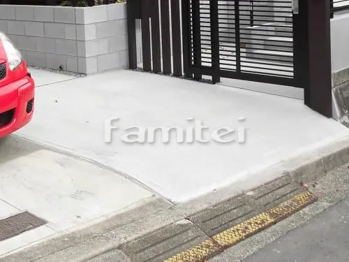 川西市 リフォームベーシック セミクローズ外構 門扉 土間コンクリート アプローチ 植栽 フェンス 立水栓